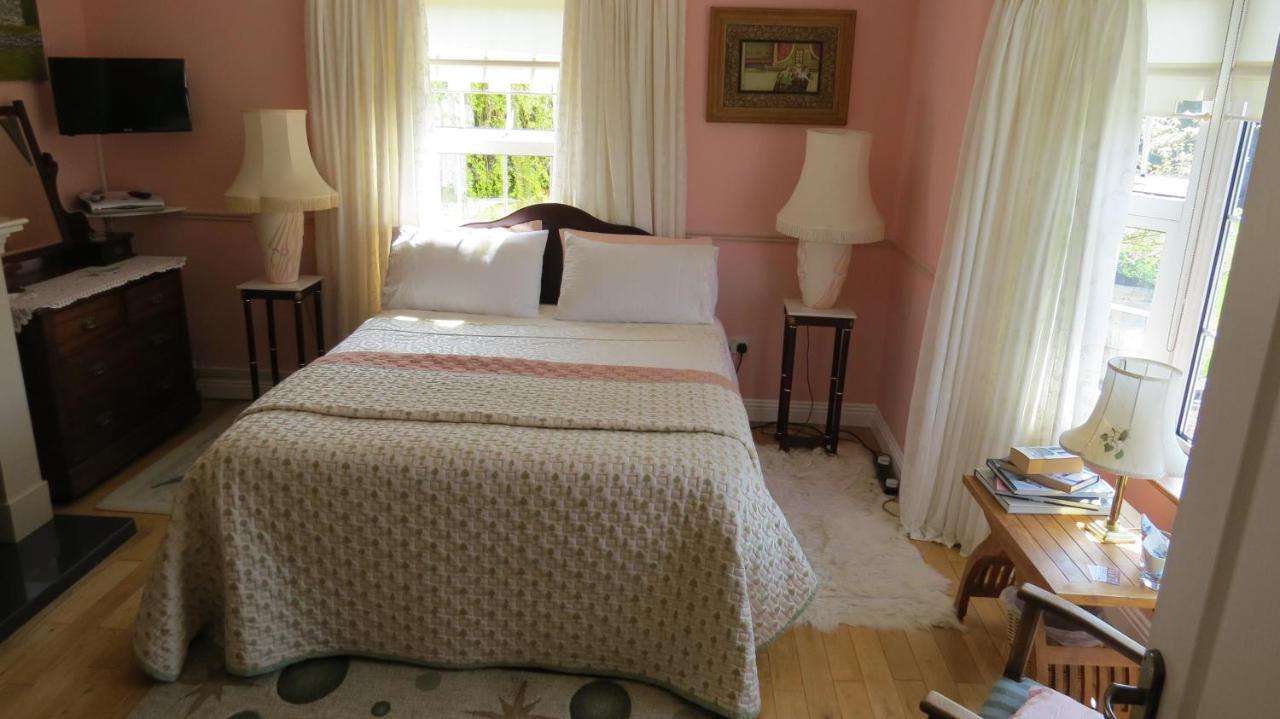 Tyreda Bed & Breakfast เอนนิส ภายนอก รูปภาพ