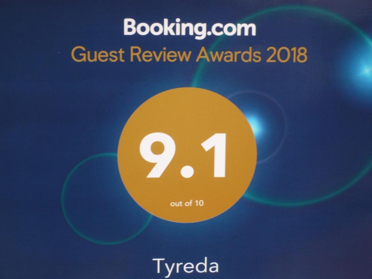 Tyreda Bed & Breakfast เอนนิส ภายนอก รูปภาพ