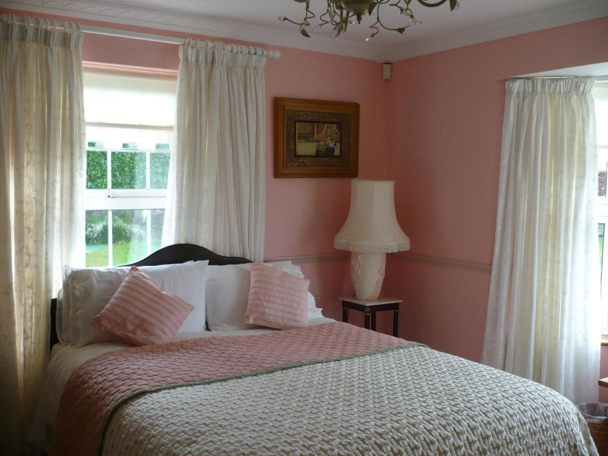 Tyreda Bed & Breakfast เอนนิส ภายนอก รูปภาพ